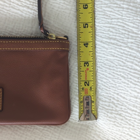 Brown Leather Wristlet Dooney & Burke EUC - Picture 6 of 6